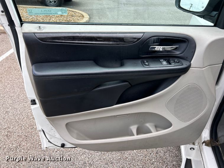 image for item EK4914 2012 Dodge Grand Caravan  handicap accessible van