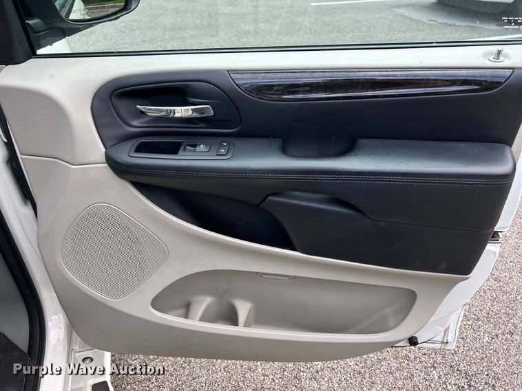 image for item EK4914 2012 Dodge Grand Caravan  handicap accessible van