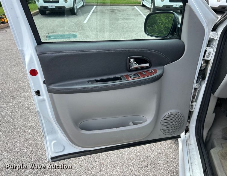 image for item EK4915 2008 Chevrolet  Uplander handicap accessible van