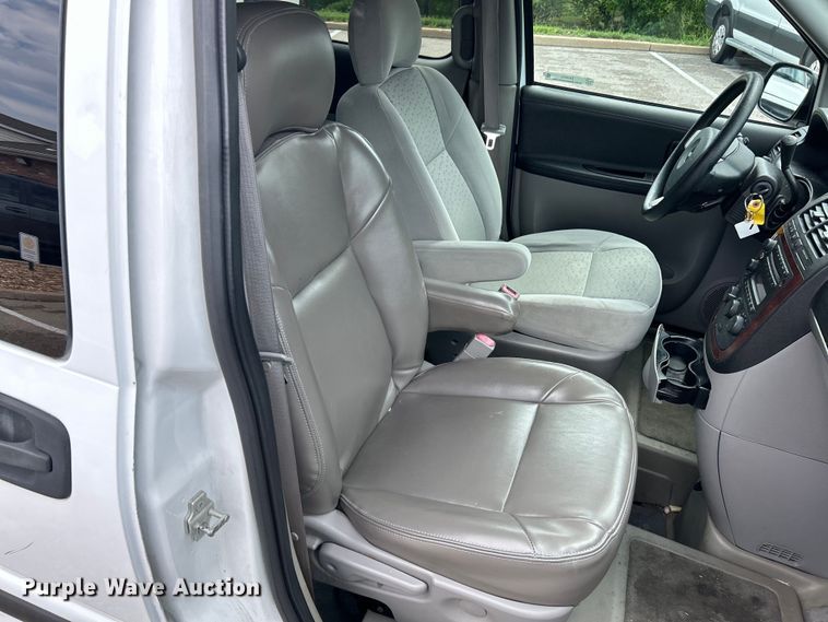 image for item EK4915 2008 Chevrolet  Uplander handicap accessible van