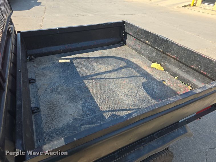 image for item EK6211 2002 Kawasaki  Mule 3020 utility vehicle