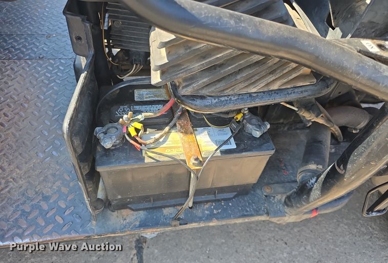 image for item EK6211 2002 Kawasaki  Mule 3020 utility vehicle