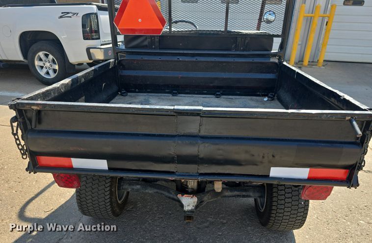 image for item EK6211 2002 Kawasaki  Mule 3020 utility vehicle