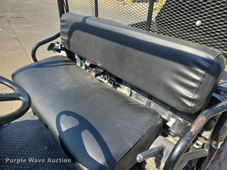 image for item EK6211 2002 Kawasaki  Mule 3020 utility vehicle