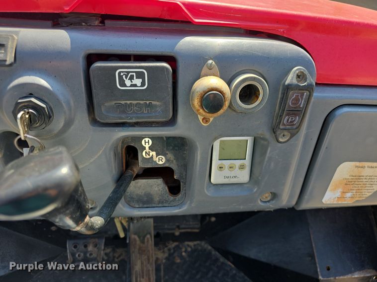 image for item EK6211 2002 Kawasaki  Mule 3020 utility vehicle