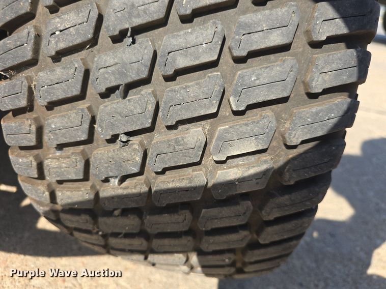 image for item EK6211 2002 Kawasaki  Mule 3020 utility vehicle