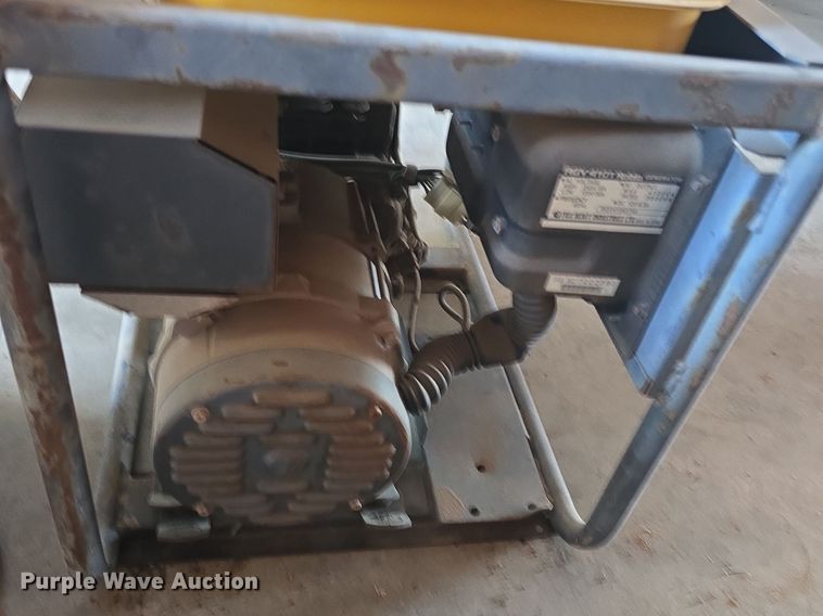 image for item EK6212 (2) Robin RGV 4101 generators