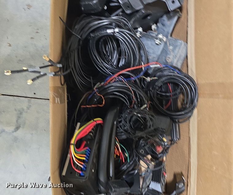 image for item EK6218 Police equipment 