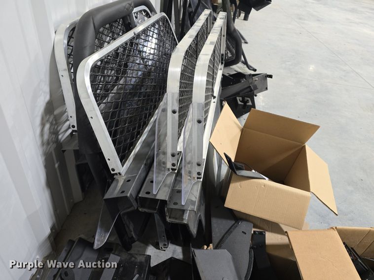 image for item EK6218 Police equipment 