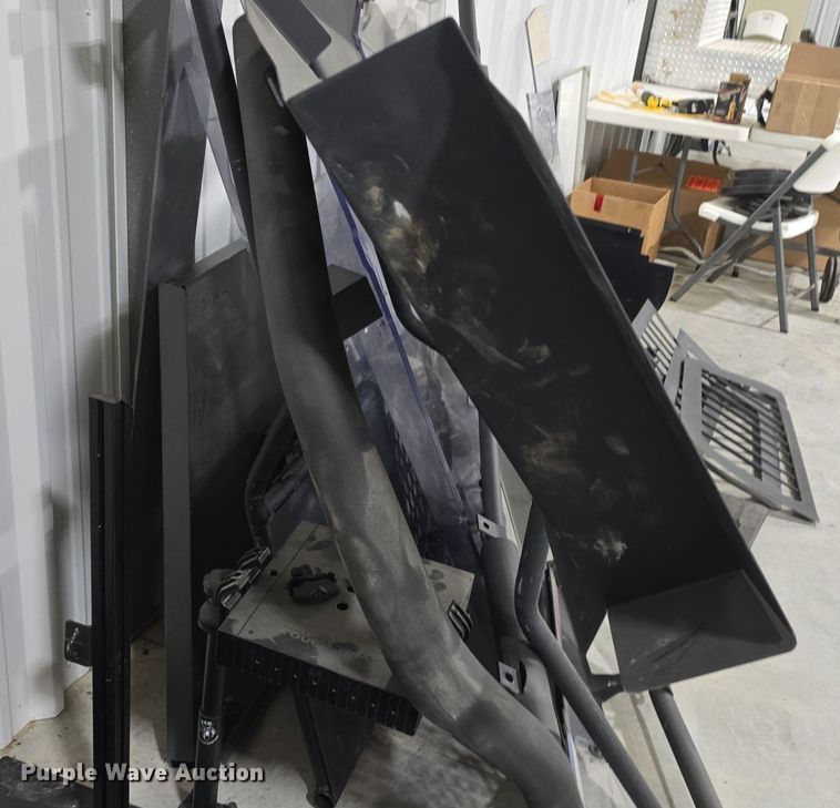 image for item EK6218 Police equipment 