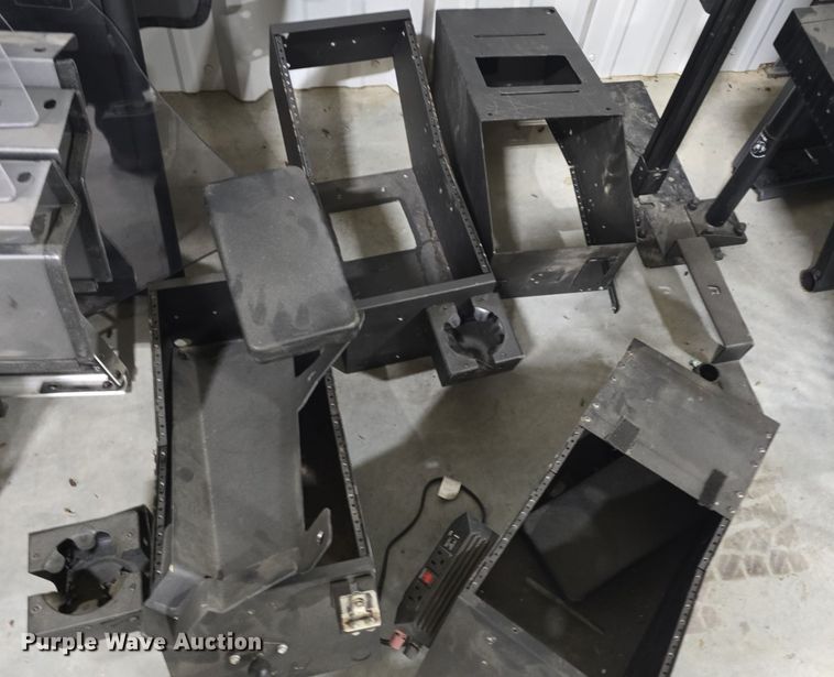 image for item EK6218 Police equipment 