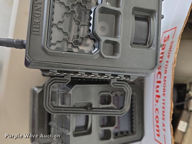 image for item EK6221 (11) game trail cameras