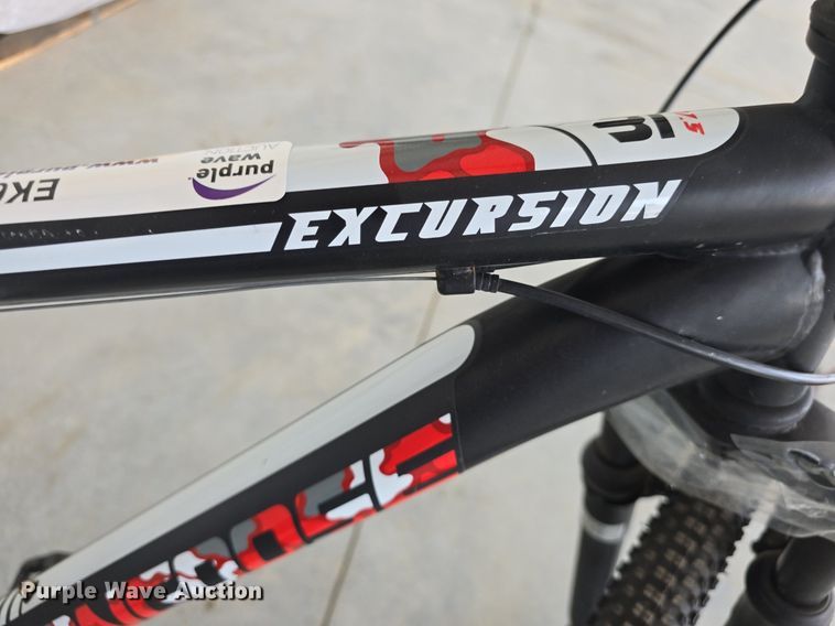 image for item EK6223 Mongoose  Excursion bicycle