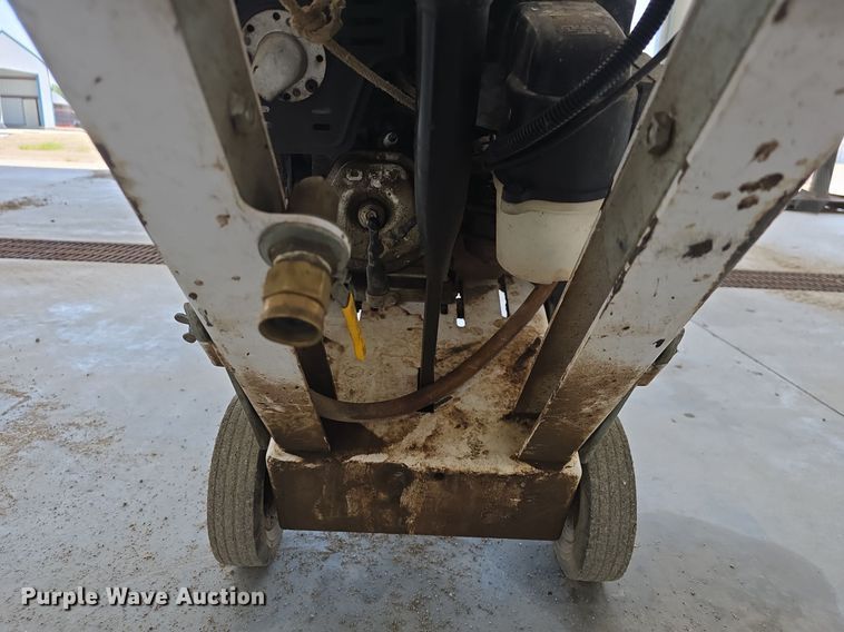 image for item EK6224 Diamond CC1300 XL concrete saw