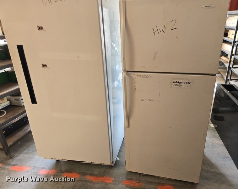 image for item EK6242 (2) refrigerators