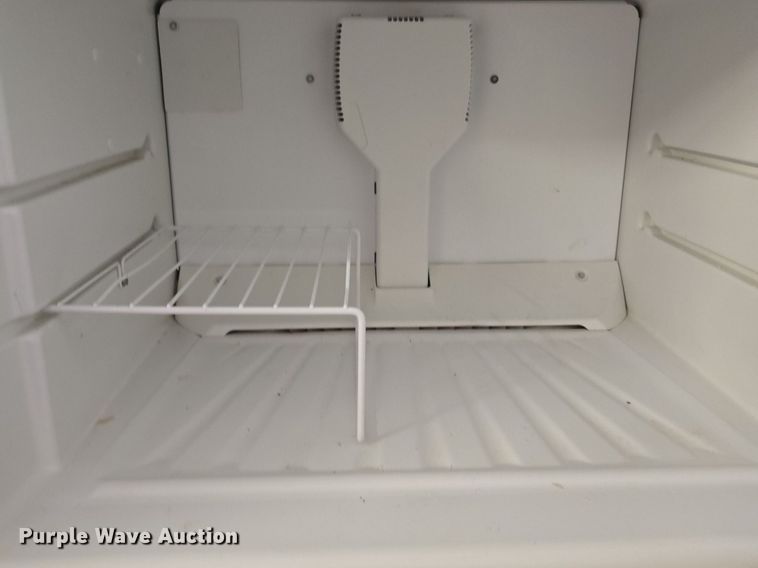 image for item EK6242 (2) refrigerators