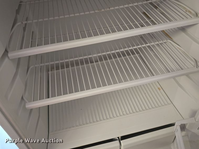 image for item EK6242 (2) refrigerators