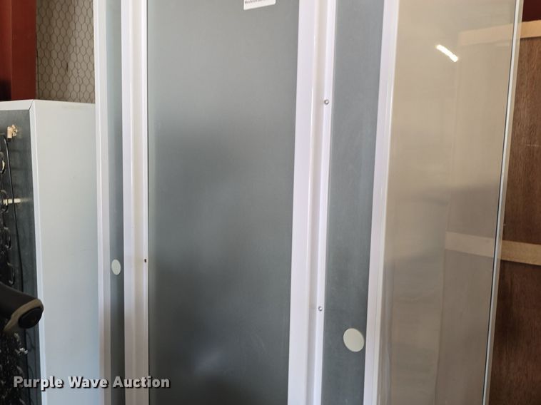 image for item EK6242 (2) refrigerators