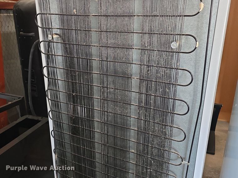 image for item EK6242 (2) refrigerators