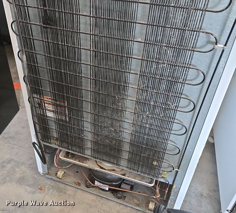 image for item EK6242 (2) refrigerators