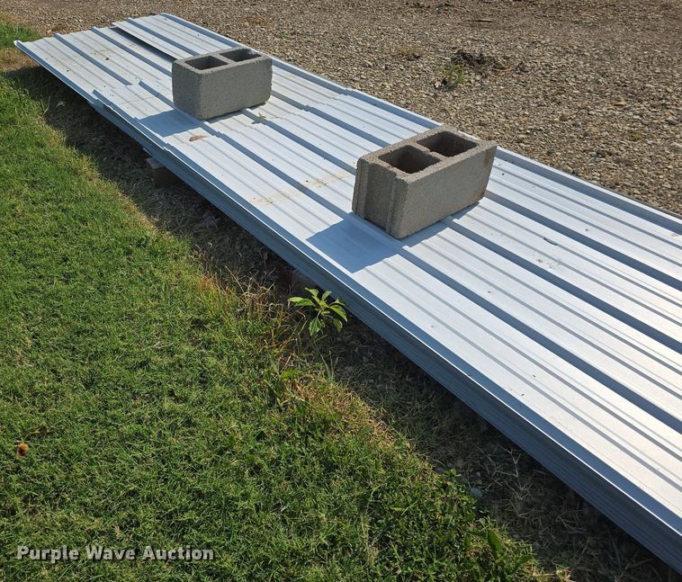 image for item EK6249 Metal siding/roofing