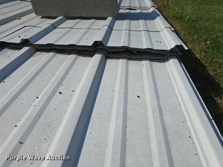 image for item EK6249 Metal siding/roofing