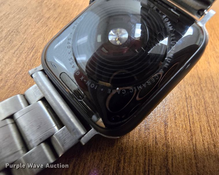 image for item EK6254 Apple watch