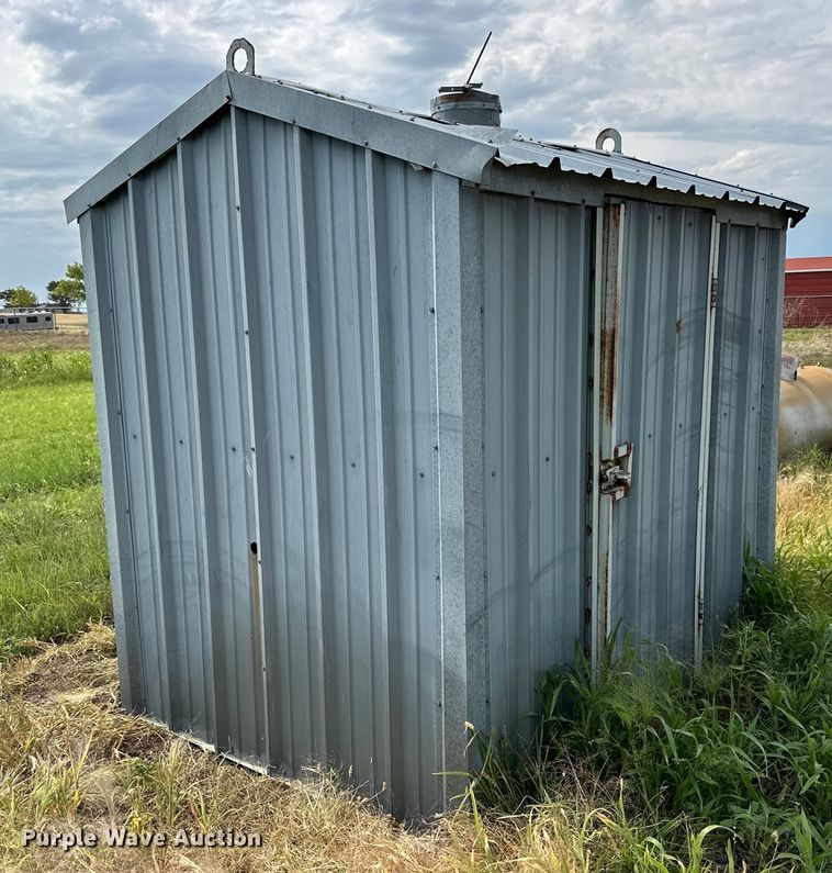 image for item IB9429 Metal shed