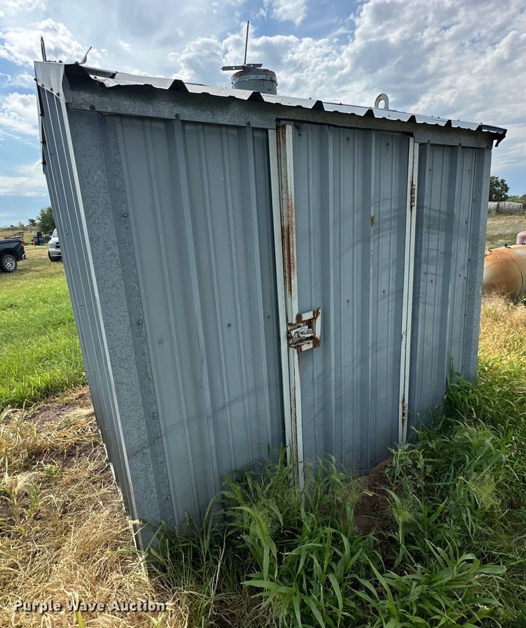 image for item IB9429 Metal shed