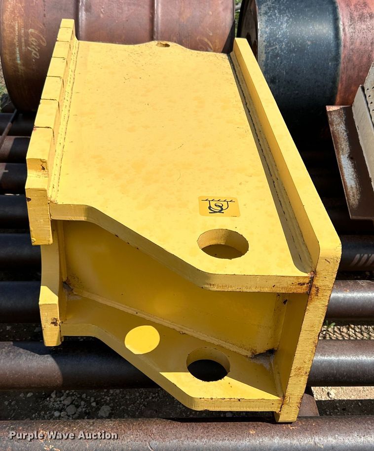 image for item IB9433 John Deere PT-EMA-PBlock motor grader push block