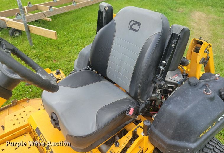 image for item KA9905 2017 Cub Cadet Pro Z 900  ZTR lawn mower