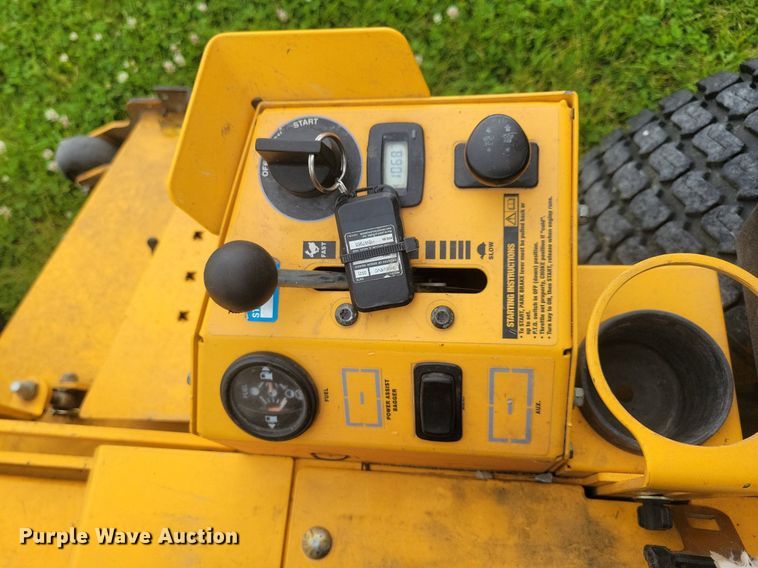 image for item KA9905 2017 Cub Cadet Pro Z 900  ZTR lawn mower