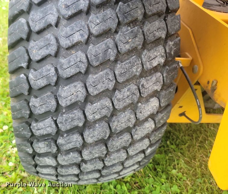 image for item KA9905 2017 Cub Cadet Pro Z 900  ZTR lawn mower