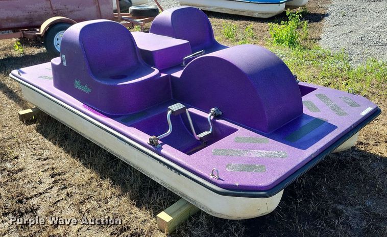 image for item KA9917 2005 Paddle Wheeler paddle boat