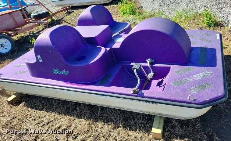 image for item KA9917 2005 Paddle Wheeler paddle boat