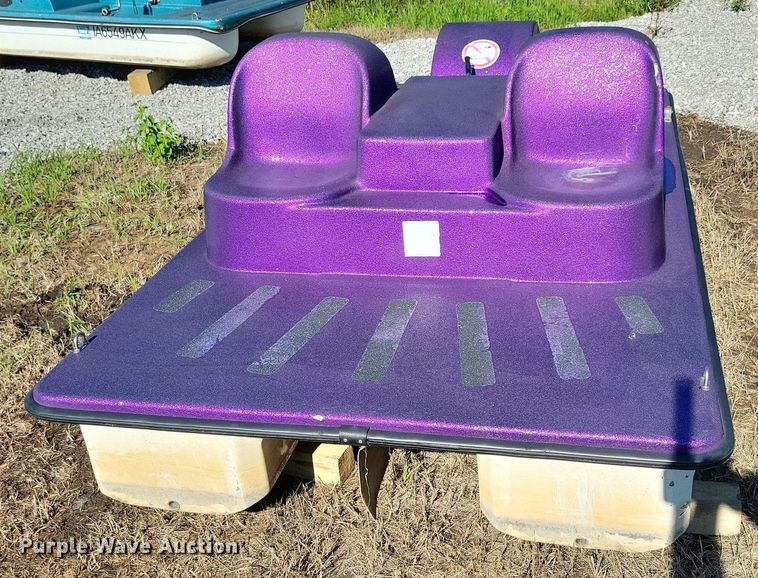 image for item KA9917 2005 Paddle Wheeler paddle boat