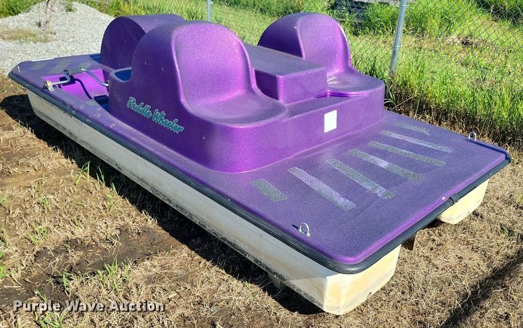 image for item KA9917 2005 Paddle Wheeler paddle boat