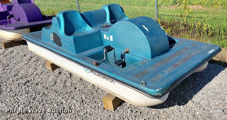 image for item KA9918 1998 Paddle Wheeler paddle boat