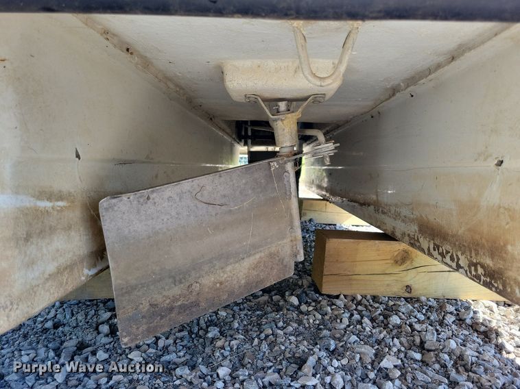 image for item KA9918 1998 Paddle Wheeler paddle boat