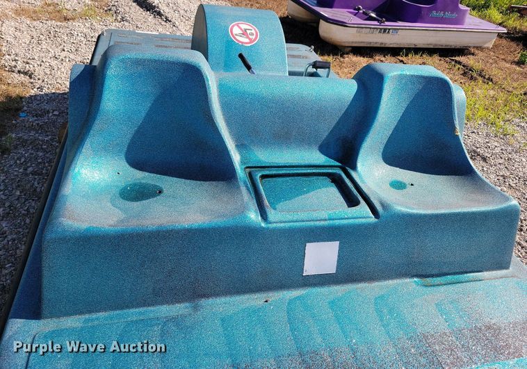 image for item KA9918 1998 Paddle Wheeler paddle boat