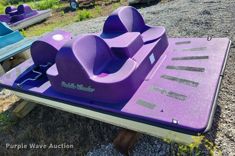 image for item KA9919 2005 Paddle Wheeler paddle boat