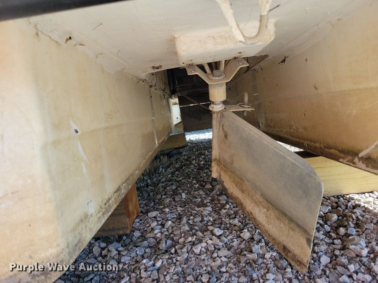 image for item KA9919 2005 Paddle Wheeler paddle boat