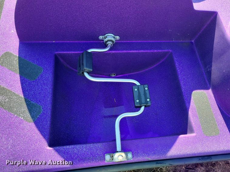 image for item KA9919 2005 Paddle Wheeler paddle boat