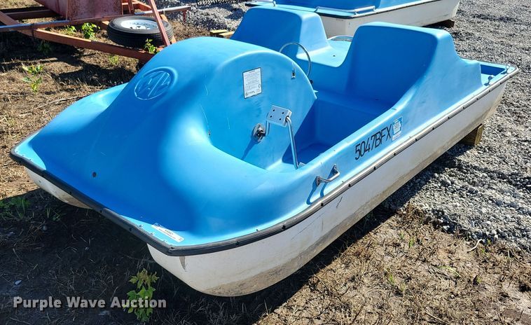 image for item KA9921 2008 Kay Pedal Cruiser paddle boat