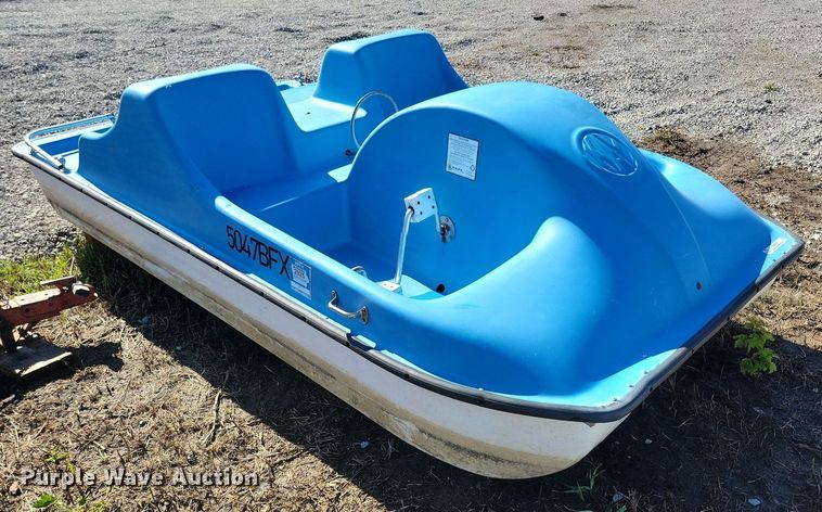 image for item KA9921 2008 Kay Pedal Cruiser paddle boat