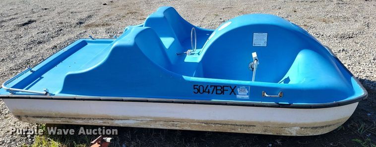 image for item KA9921 2008 Kay Pedal Cruiser paddle boat