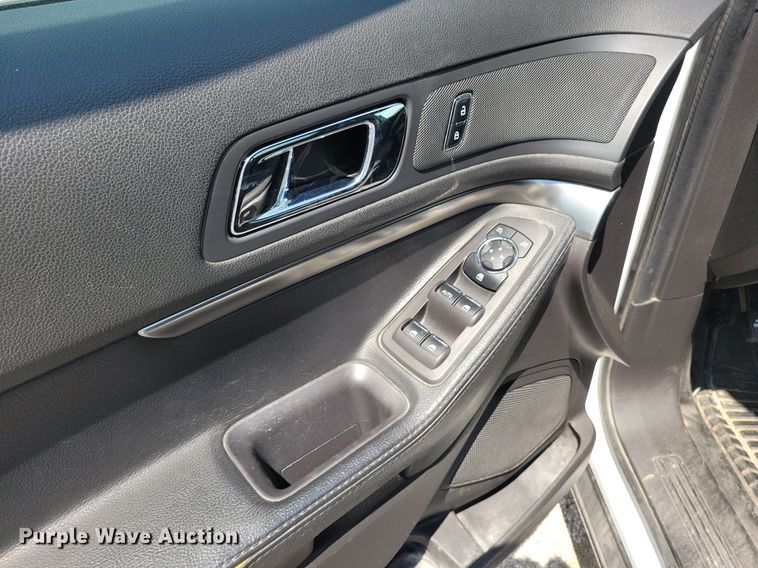 image for item KA9978 2015 Ford Explorer Police Interceptor SUV