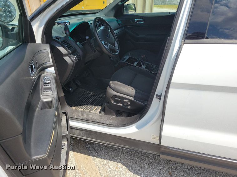 image for item KA9978 2015 Ford Explorer Police Interceptor SUV