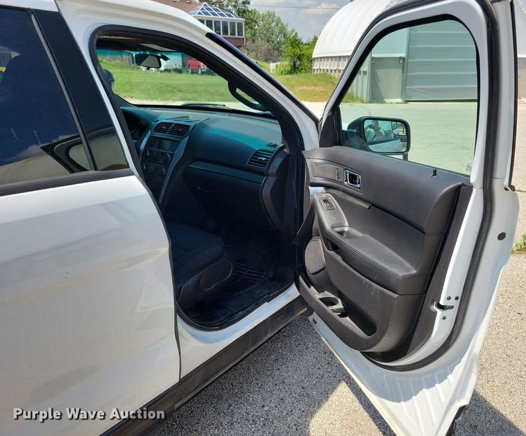 image for item KA9978 2015 Ford Explorer Police Interceptor SUV