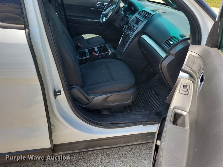 image for item KA9978 2015 Ford Explorer Police Interceptor SUV